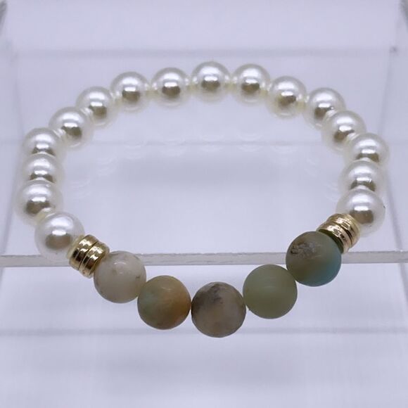 NWT Wool + Pepper Co. Beaded Bracelet - Picture 3 of 4